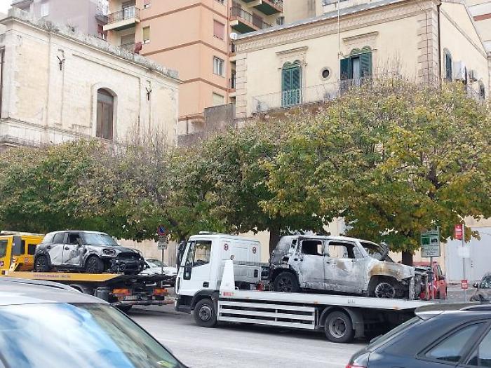Modica e il rogo delle auto delle Fiamme gialle, la solidarietà di Anc Ragusa: "Gesto intimidatorio da respingere con forza"