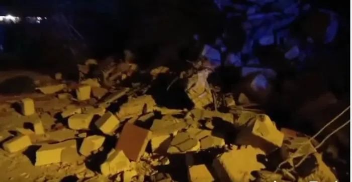 Crolla edificio in via Soldato Florio, evacuate tre famiglie