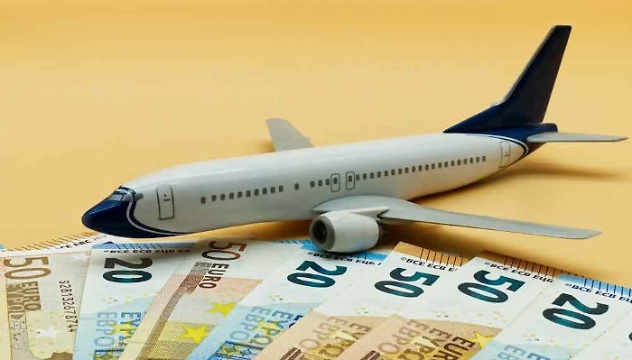 "Anche i nisseni penalizzati dal caro-voli sotto le festivit&agrave;, molti rinunciano a rientrare"