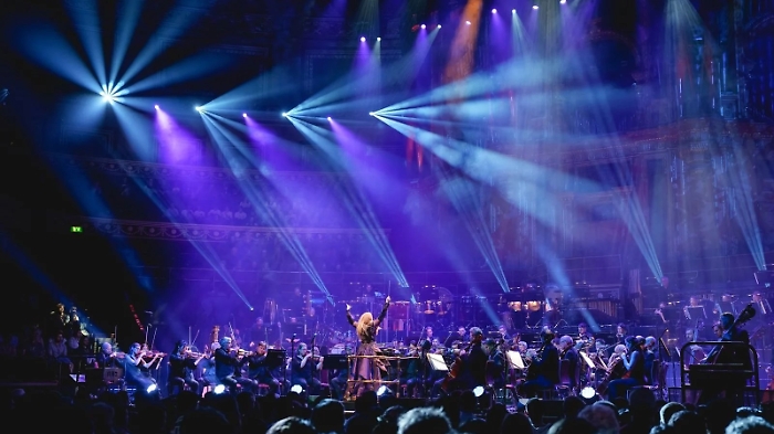 Eimear Noone, direttrice d’orchestra