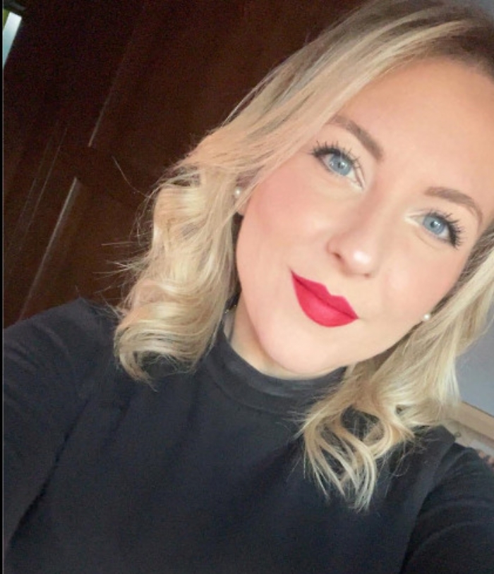 Rischiò di perdere una gamba dopo esplosione a Parigi, Angela Grignano pronta a portare la torcia olimpica