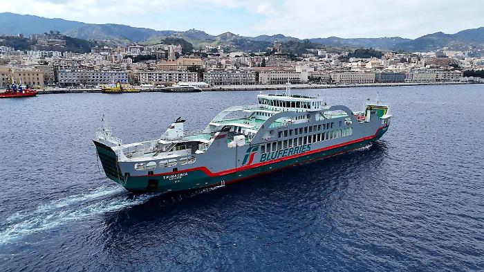 Stretto di Messina, oggi torna operativo l'approvo a Villa San Giovanni