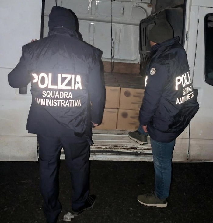 Sequestrati 1.000 kg di fuochi d'artificio: denunciato un 57enne 