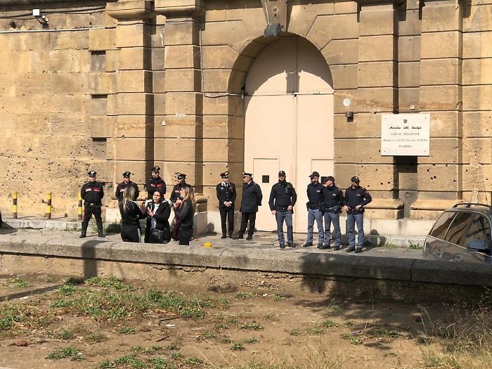 Ucciardone, droga ai colloqui e una testata all&rsquo;agente: l&rsquo;ennesimo campanello d&rsquo;allarme dalle carceri siciliane