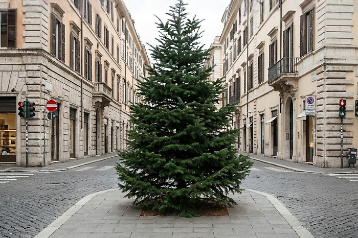 Natale a luci spente: fa festa per chi non fa festa