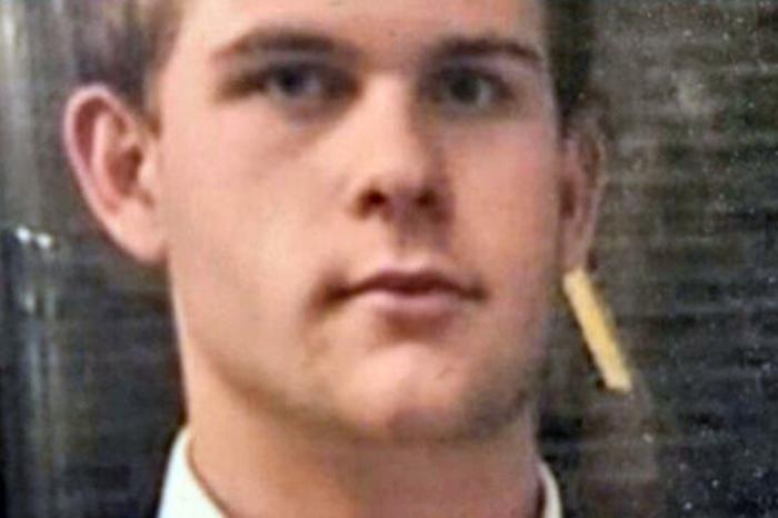 &ldquo;Un ragazzo alto e pieno di vita&rdquo;: ritratto di Achille Barosi, 16 anni, tra le vittime della notte di fuoco a Crans‑Montana