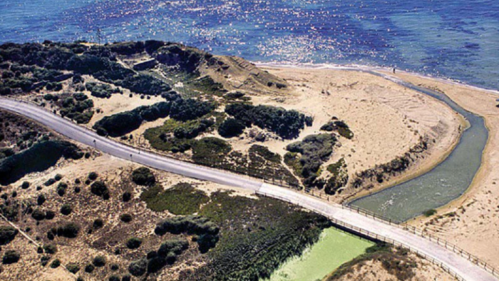 Scoglitti e il consolidamento del costone roccioso a Camarina: arriva la Vas, i soldi ancora no