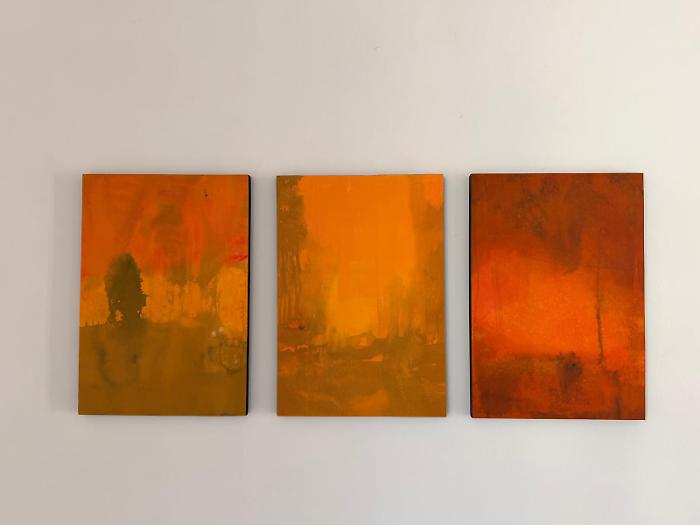 Una delle opere in mostra a Casa Bramante, Palazzolo Acreide