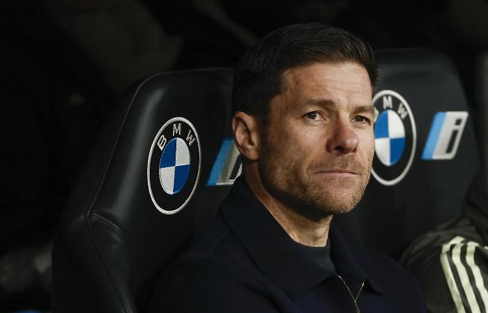 Calcio, Xabi Alonso &egrave; il nuovo allenatore del Chelsea