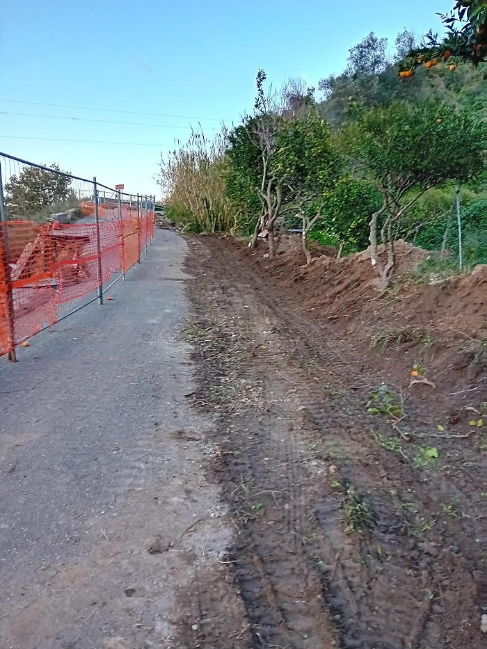 By-pass sulla strada provinciale 45 a Massa San Nicola: apertura imminente, esplode la polemica su Palazzo dei Leoni