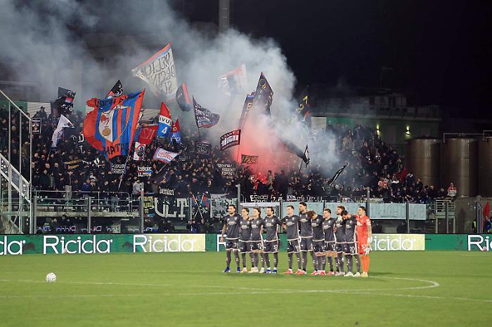 Catania, una rimonta da grande squadra: Casasola e Caturano ribaltano il Monopoli