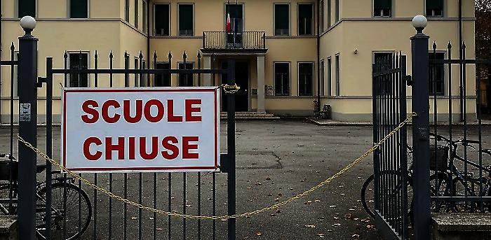 Allerta rossa, nuova ordinanza di chiusura del sindaco Trantino per le scuole