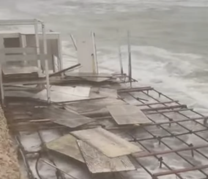 Pozzallo, mareggiata distrugge il lido Copacabana