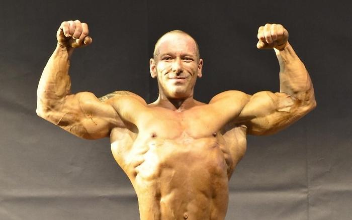 &laquo;Il silenzio delle sei&raquo;: la notte interrotta di Andrea Lorini, campione discreto del bodybuilding bresciano