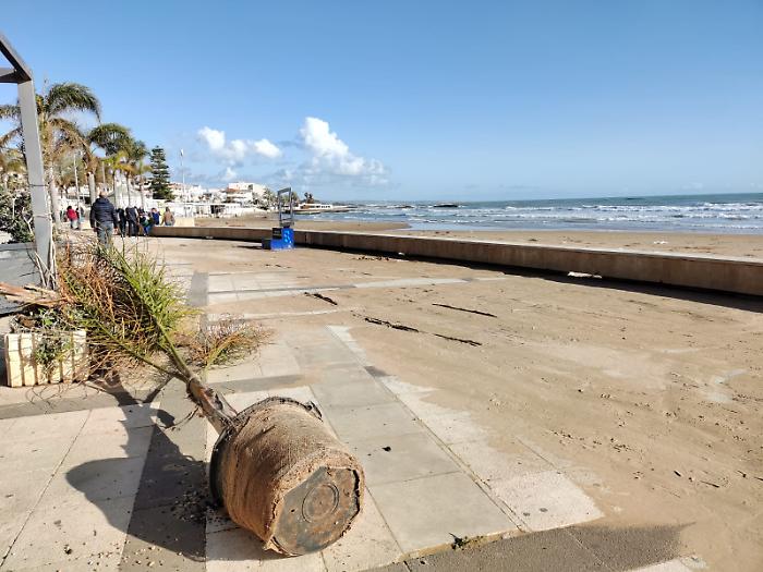 Marina di Ragusa, tutto distrutto
