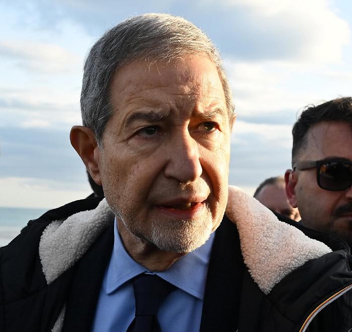 Musumeci al Lungomare di Catania: &laquo;Danni provvisori per 741 milioni di euro. Aspettiamo la richiesta dello stato d'emergenza&raquo;