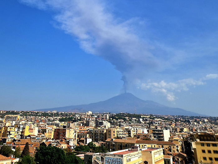 Catania, un raggio di sole: &egrave; la seconda citt&agrave; in Italia per capacit&agrave; di fare valore