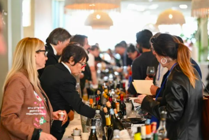 Degustazioni, masterclass e music party: ad Acireale si presenta la Guida dei vini 2026 dell'Ais