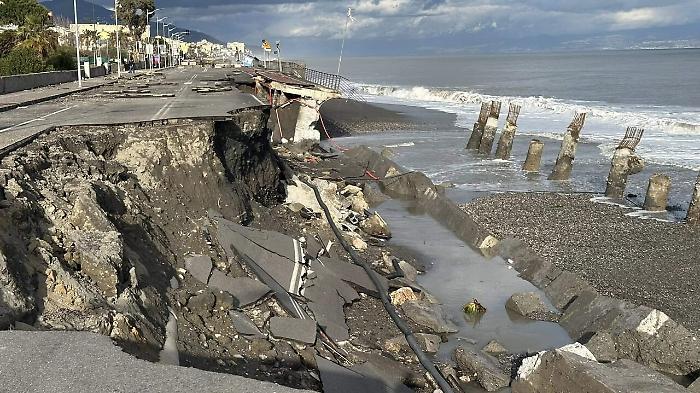 Dopo "Harry" riaprono le scuole sulla riviera, ma a Santa Teresa restano chiuse e si valuta la didattica a distanza