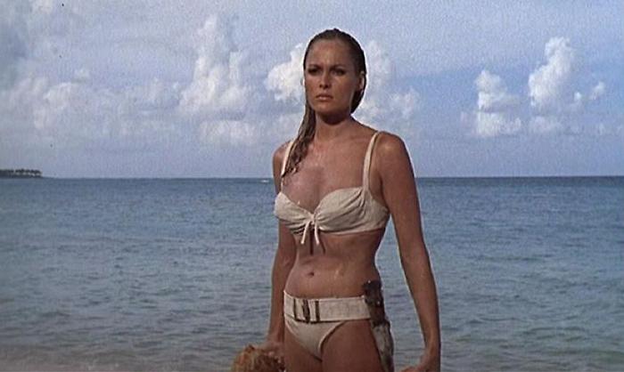 Ursula Andress, icona tradita: il mistero dei 20 milioni svaniti e l&rsquo;ombra dell&rsquo;uomo di fiducia