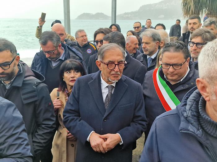 Il presidente del Senato La Russa a Letojanni: &laquo;Con gli aiuti bisogna fare in fretta&raquo;