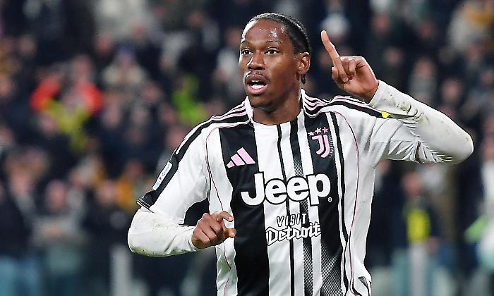 La Juve di Spalletti &egrave; un'altra cosa: schianta il Napoli di Conte e torna in corsa per lo scudetto