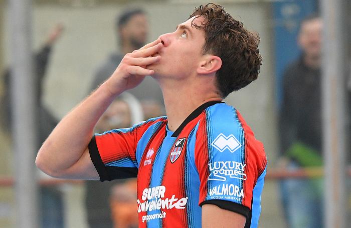 Dalla laurea al primato col Catania, Lunetta si racconta e confessa: &laquo;Qui non me ne sarei andato per nessuna cifra&raquo;