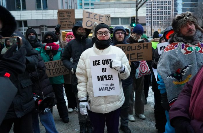  Minneapolis, frenata di Trump: il capo dell'Ice Patrol Bovino e i suoi agenti via dalla citt&agrave;