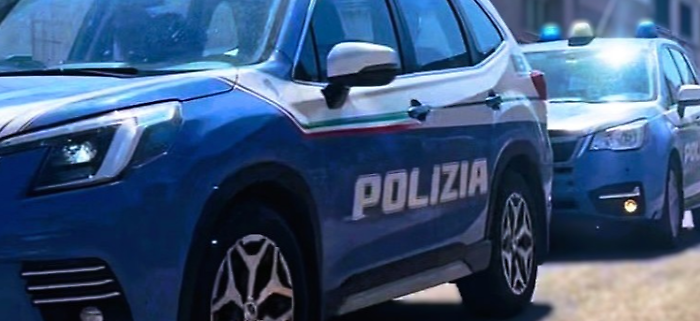 Spari in viale Tirreno, la Polizia arriva e trova bossoli sull'asfalto