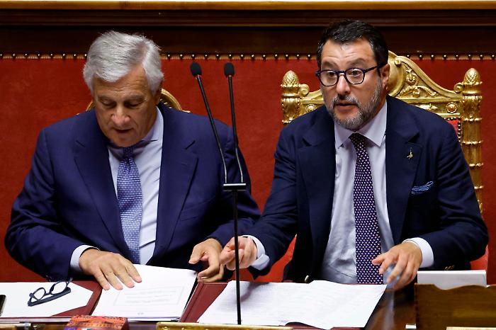 I fondi del Ponte per i danni di Harry, Tajani: &laquo;Usiamoli, anzi no&raquo;. E lo scontro con Salvini ha una tregua