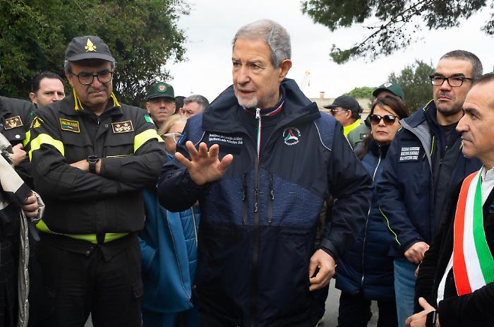 &laquo;A Niscemi stop alle rate dei mutui&raquo;: l'annuncio di Musumeci