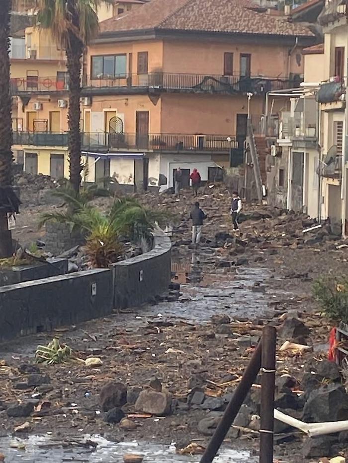 CEI e Caritas Italiana in prima linea: solidariet&agrave; e raccolta fondi per le popolazioni colpite dal ciclone Harry