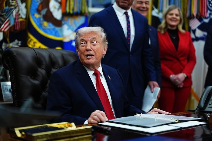 &ldquo;ItalyGate&rdquo;, ritorno di un fantasma: come una teoria cospirazionista &egrave; rispuntata nella campagna Usa (e perch&eacute; non regge ai fatti)