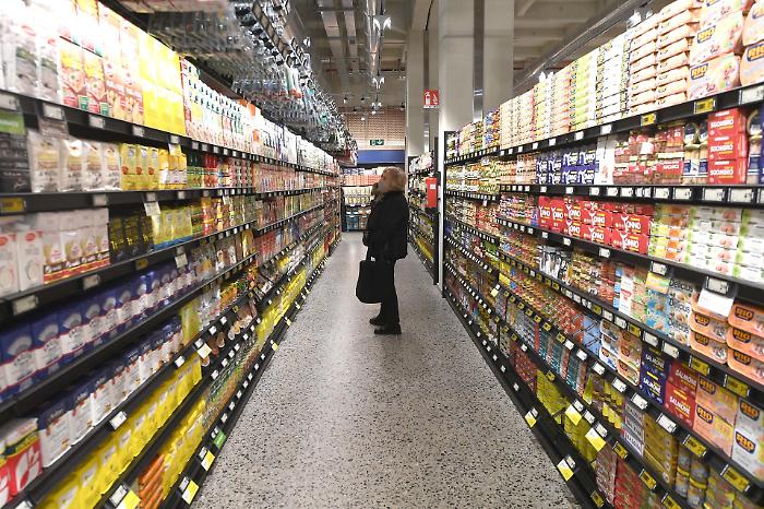 Italia, quel decimale che pesa: il Pil 2025 cresce dello 0,7% e batte le attese del governo