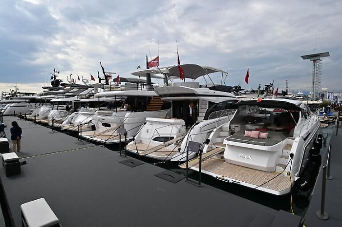 Generazione Mare: a Licata la prima patente D1 d'Italia che mette i sedicenni al timone