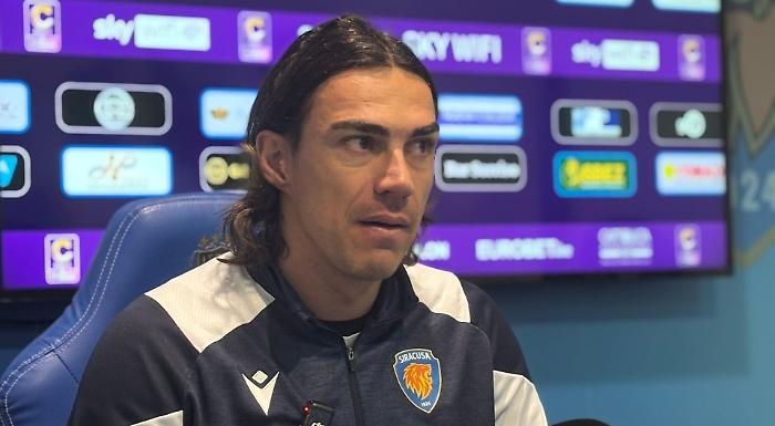 Siracusa, Turati carica il gruppo: &ldquo;Col Crotone partita bella, ma serve ritrovare aggressivit&agrave; e maturit&agrave;&rdquo;