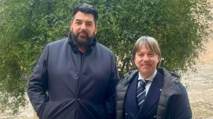 Cannavacciuolo a Noto e ad Avola per un nuovo progetto tv