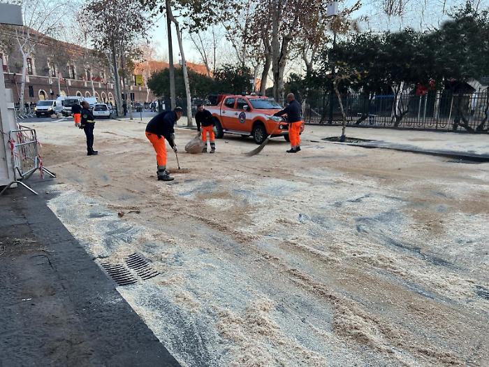 Catania pronta per Sant'Agata: Gema schiera 100 addetti, 80 tonnellate di segatura e il piano per la rimozione della cera