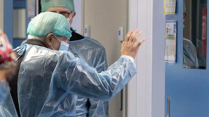 Mattarella a sorpresa al Niguarda tra i feriti di Crans-Montana