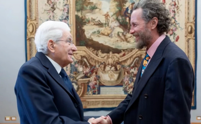 da sinistra Sergio Mattarella e Jovanotti