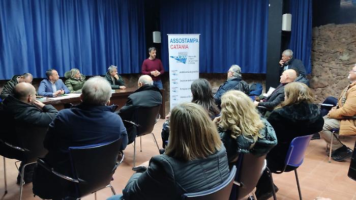 Intesa Fnsi-Anci sugli uffici stampa: tutele per i giornalisti e stop all'abuso dei social. Ne ha discusso l'Assostampa Catania