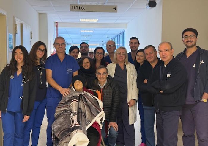 Quasi 100 anni e una seconda vita: il successo dell'intervento d'emergenza a Catania  