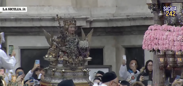 Sant'Agata accolta dai devoti in lacrime, Scionti: &laquo;Il &ldquo;S&igrave;&rdquo; della fede  ha vinto la ferocia brutale del carnefice&raquo;