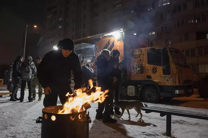 Ucraina, attacco di droni russi uccide due persone a Dnipropetrovsk