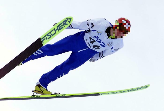 Acido ialunorico nel pene per volare pi&ugrave; lontano: l'ultima frontiera del doping nel salto con gli sci  