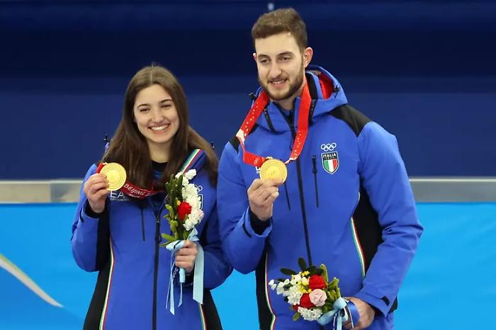 L'Italia parte col botto nel doppio misto del curling: Constantini e Mosaner battono la Corea del Sud