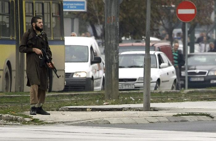 &ldquo;Safari umani&rdquo; a Sarajevo: la caccia ai civili che ancora pretende la verit&agrave;