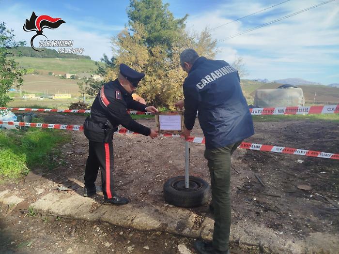 Gestione di rifiuti non autorizzata, denunciato imprenditore agricolo a Camporeale