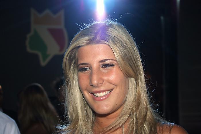 Giada De Blanck, dall&rsquo;Isola ai palazzetti: ritratto aggiornato di una figlia d&rsquo;arte che ha scelto il dietro le quinte