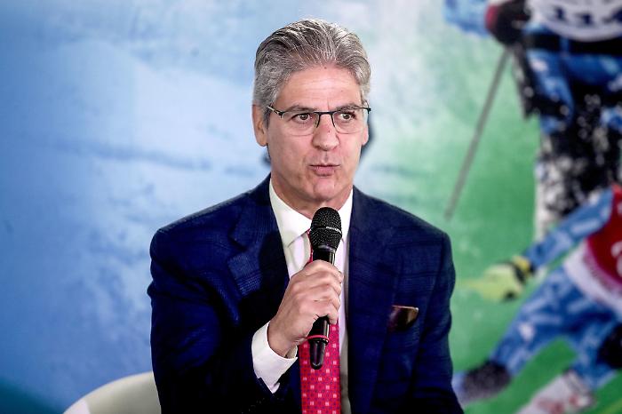 Rai Sport, il caso Petrecca e il disastro della telecronaca: sciopero della firma dei giornalisti (e dopo le Olimpiadi la resa dei conti) 